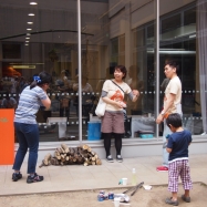 2人チームで速さを競います。